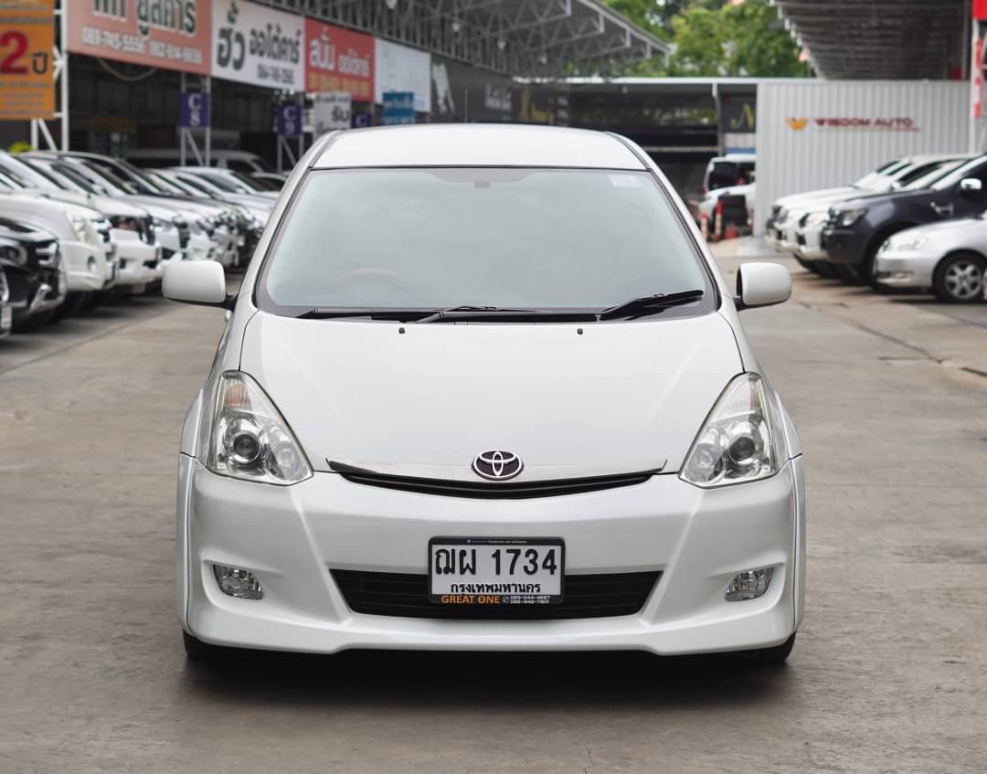 2009 Toyota Wish สีขาว