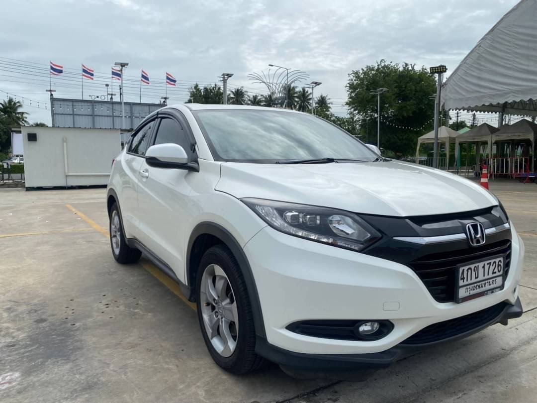 2015 Honda HR-V สีขาว