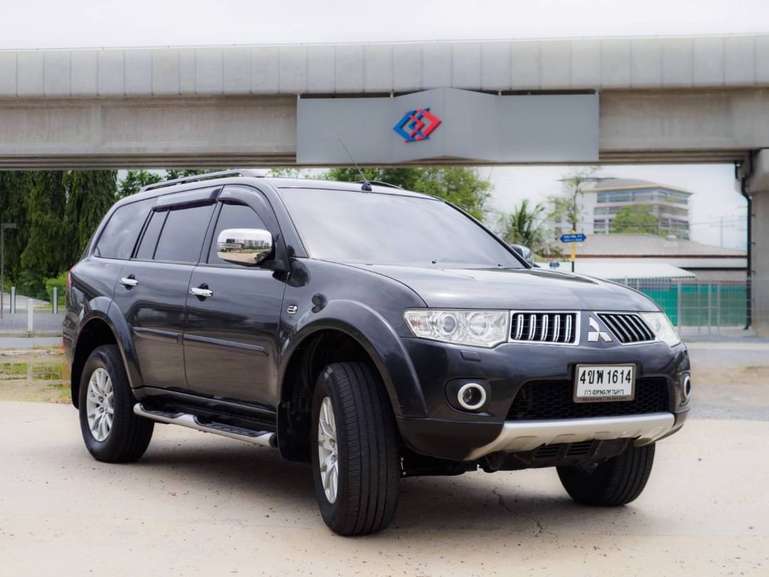 2013 Mitsubishi Pajero Sport สีเทา