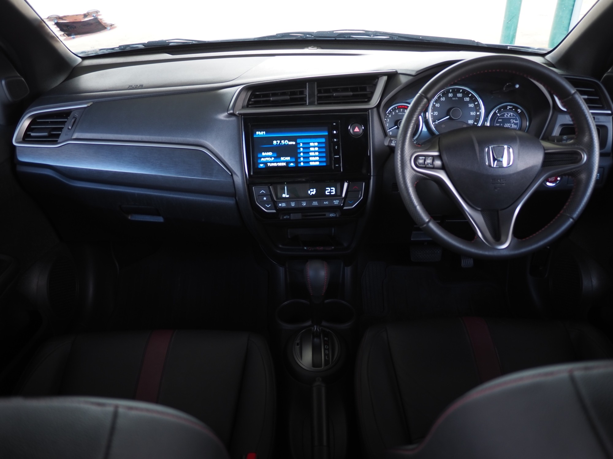 2019 Honda BR-V สีขาว