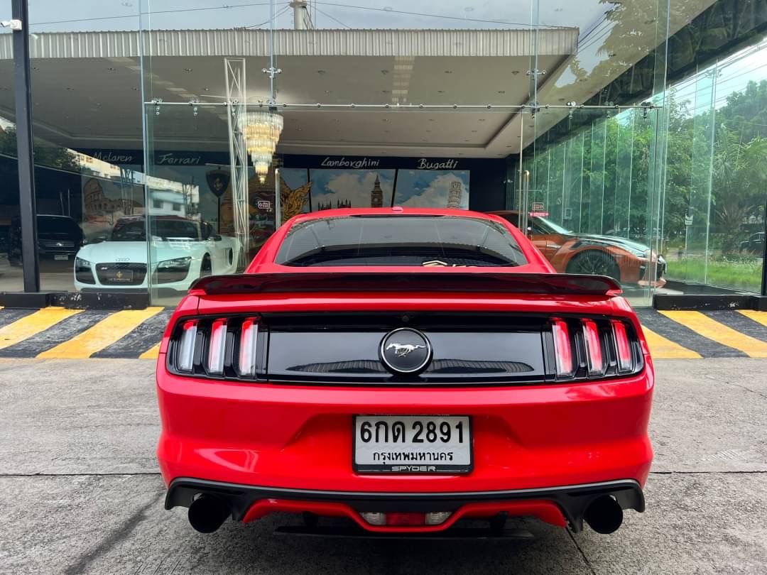 2017 Ford Mustang สีแดง