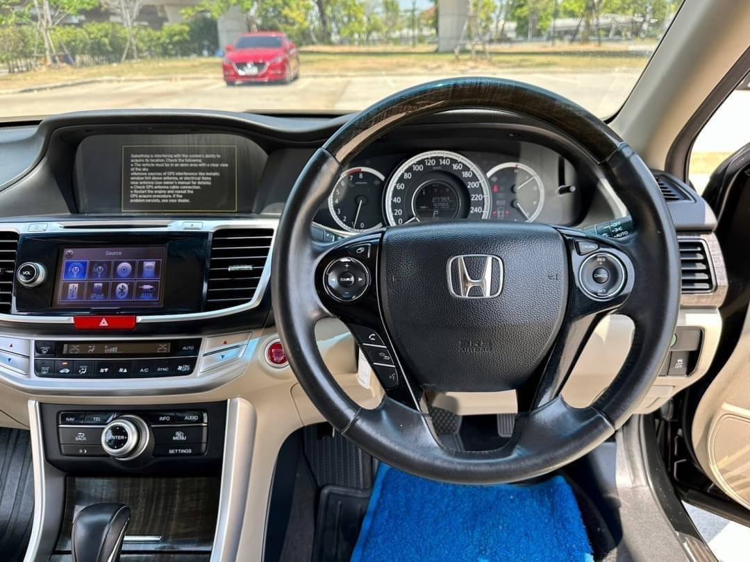 2014 Honda Accord สีดำ