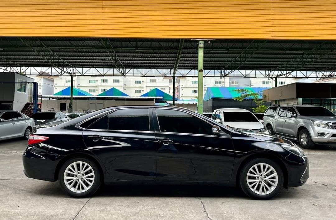 2017 Toyota Camry สีดำ