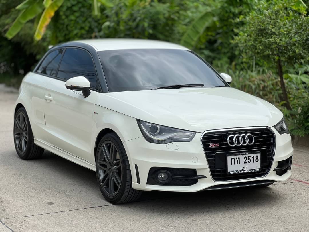 2011 Audi A1 สีขาว