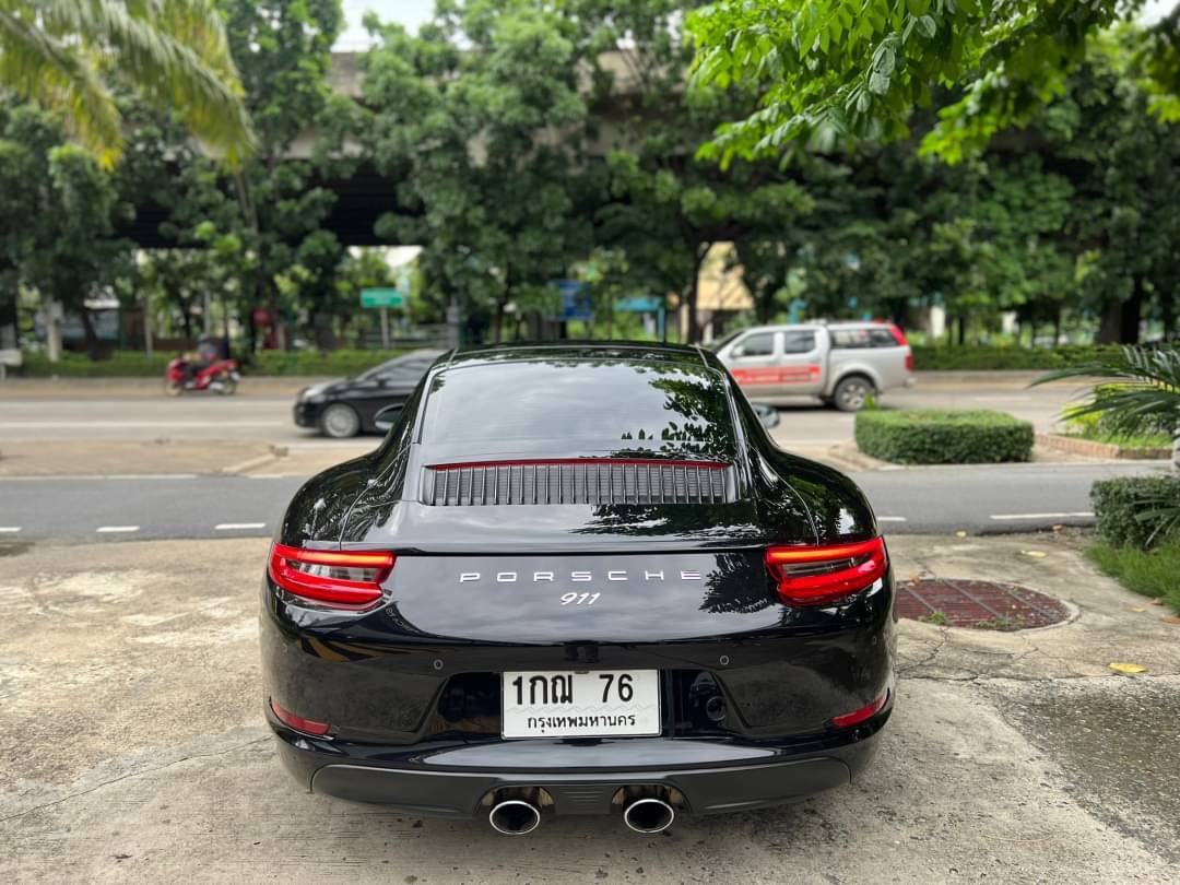 2017 Porsche Carera 991.2 coupe สีดำ