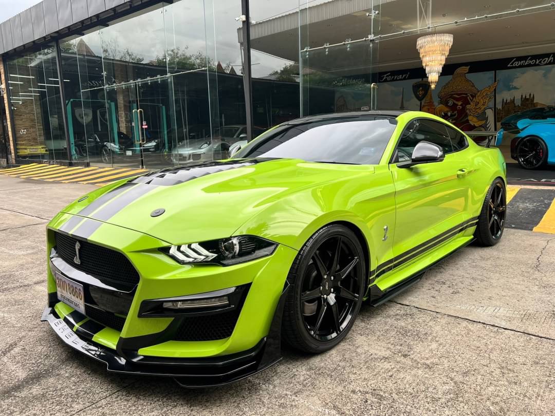 2021 Ford Mustang 2.3L สีเขียว