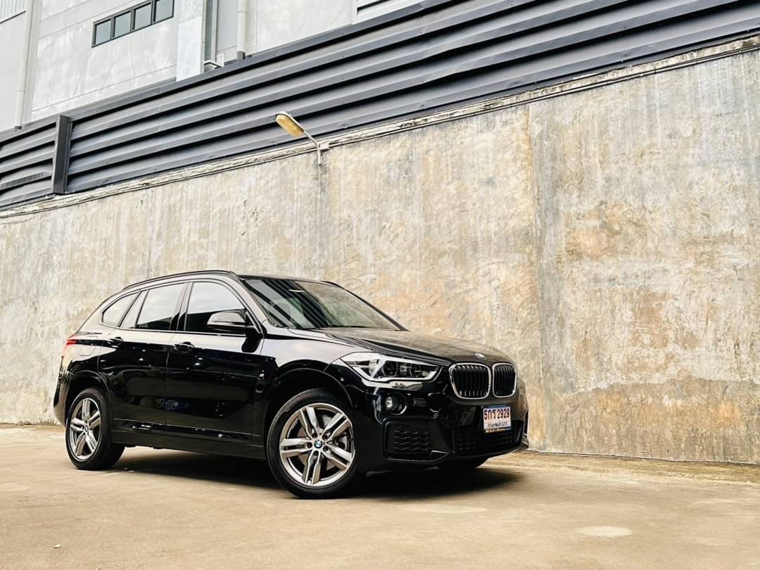 2020 BMW X1 U11 สีดำ