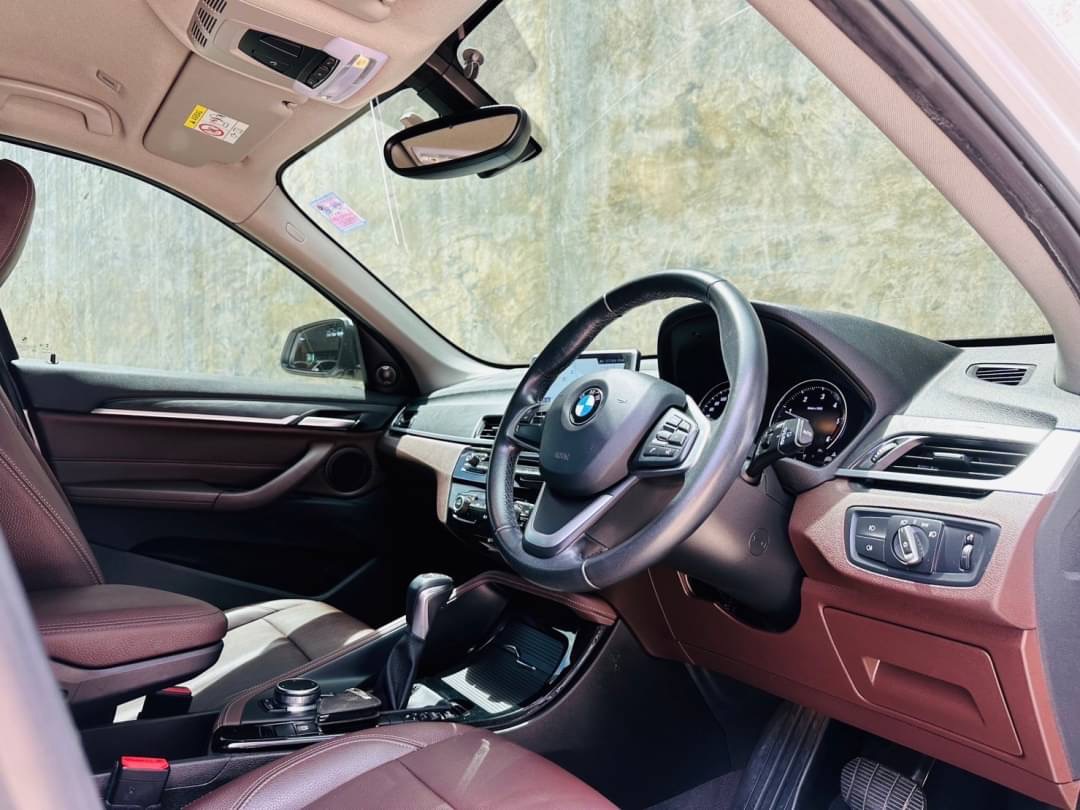 2019 BMW X1 F48 สีขาว