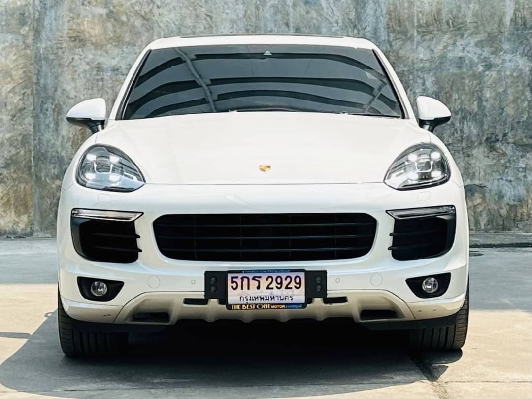 2016 Porsche Cayenne E-Hybrid สีขาว