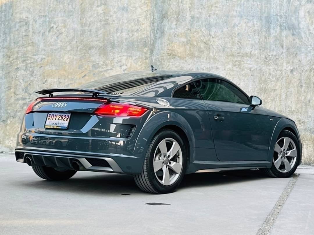 2020 Audi TT สีเทา