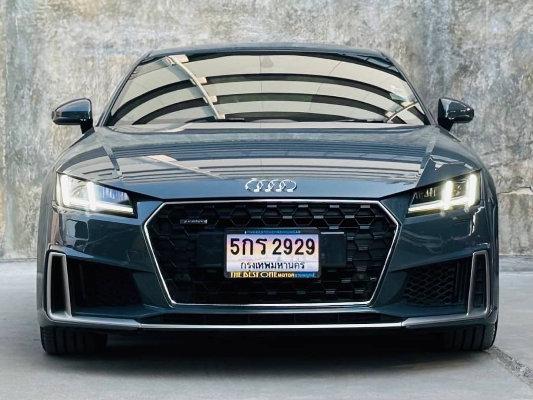 2020 Audi TT สีเทา