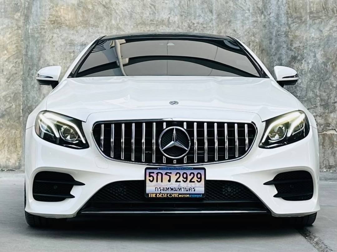 2018 Mercedes-Benz E-Class W213 E300e AMG สีขาว