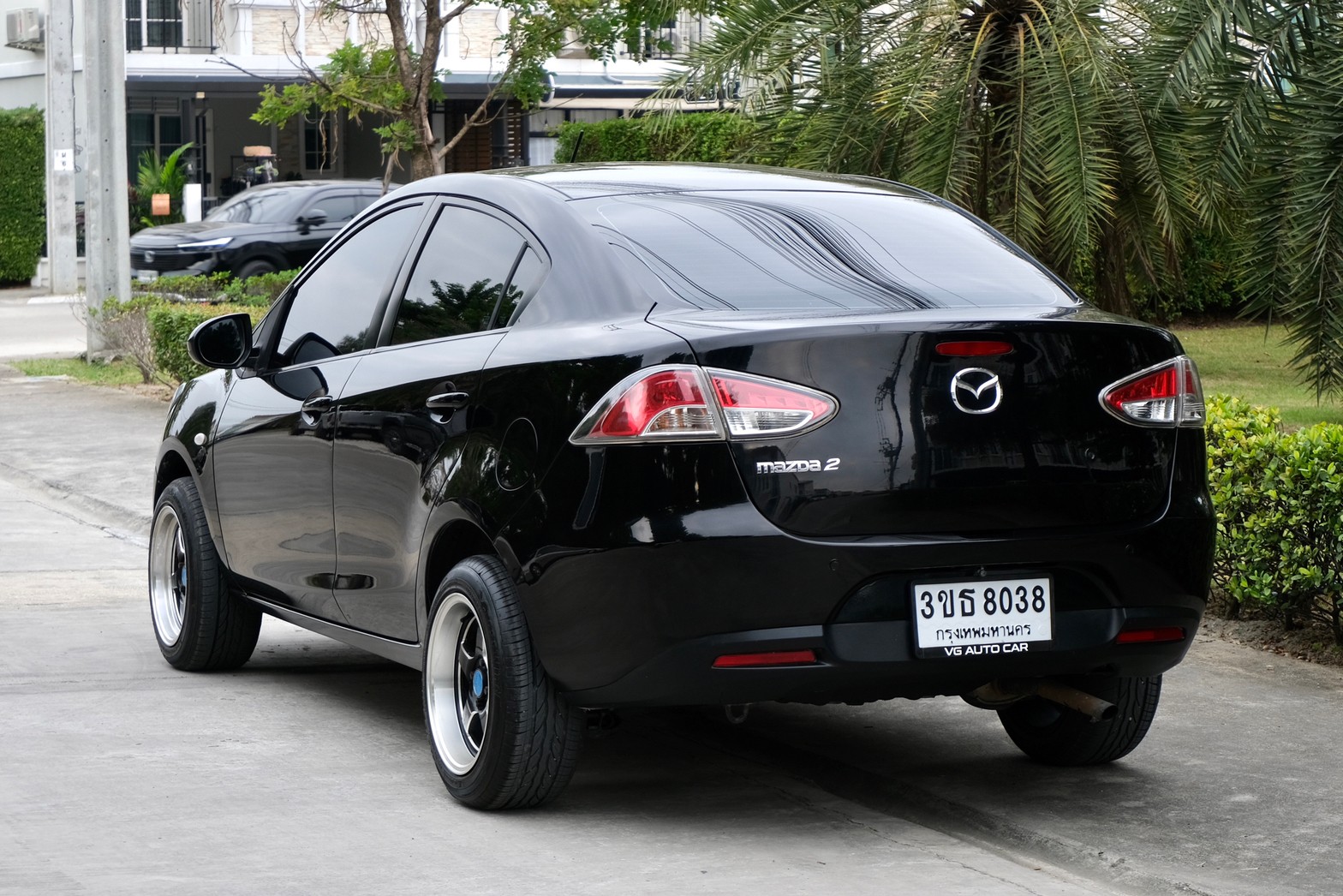 Mazda2 Groove 1.5 ปี2010 เกียร์ธรรมดา เบนซิน สีดำ