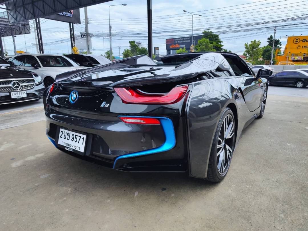 2018 BMW i8 สีดำ