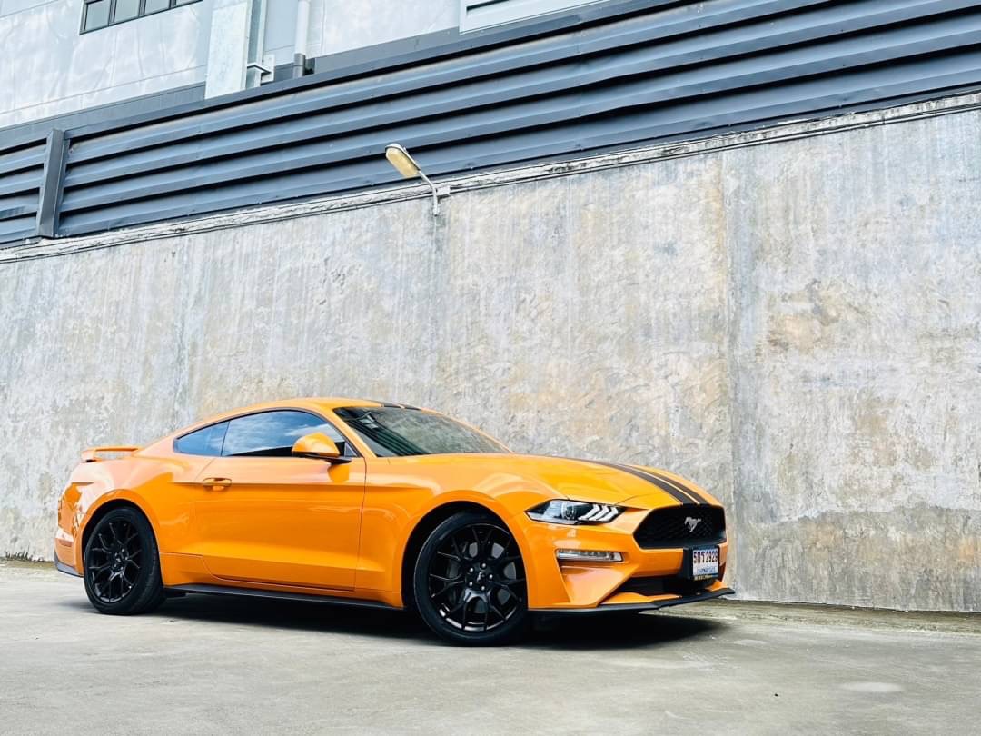 2020 Ford Mustang 2.3L สีส้ม