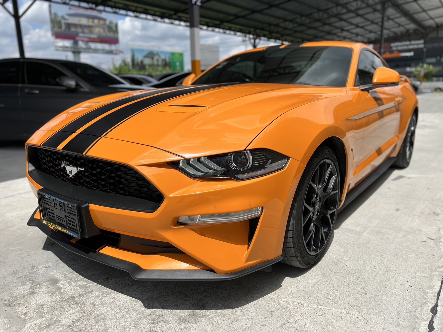 2020 Ford Mustang 2.3L สีส้ม