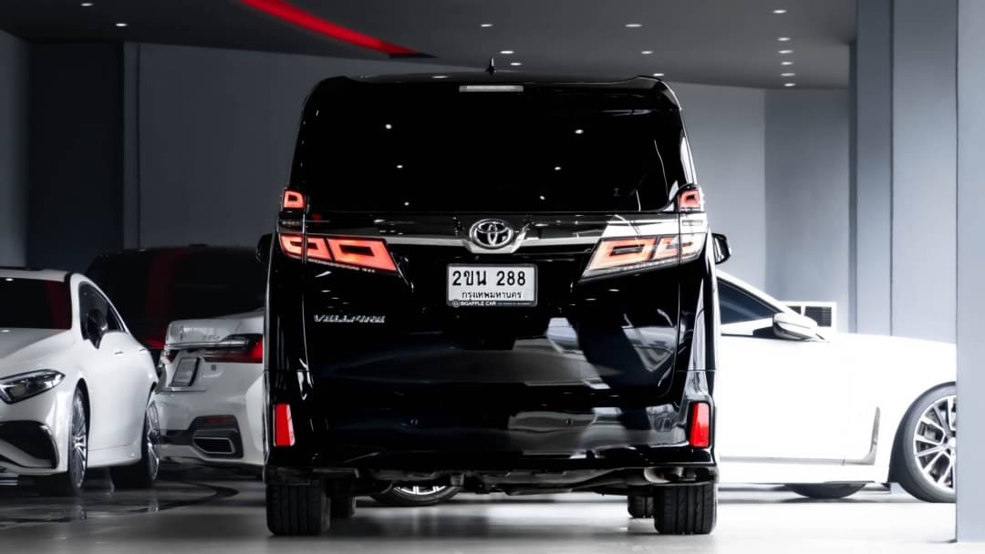 2022 Toyota Vellfire สีดำ