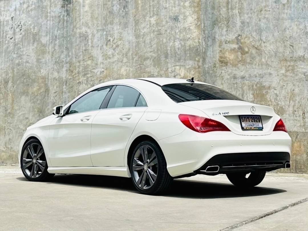 2015 Mercedes-Benz CLA-Class C117 CLA180 สีขาว