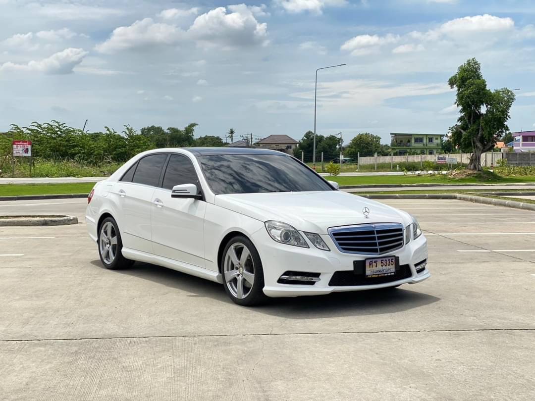 2013 Mercedes-Benz E-Class W212 E300 สีขาว