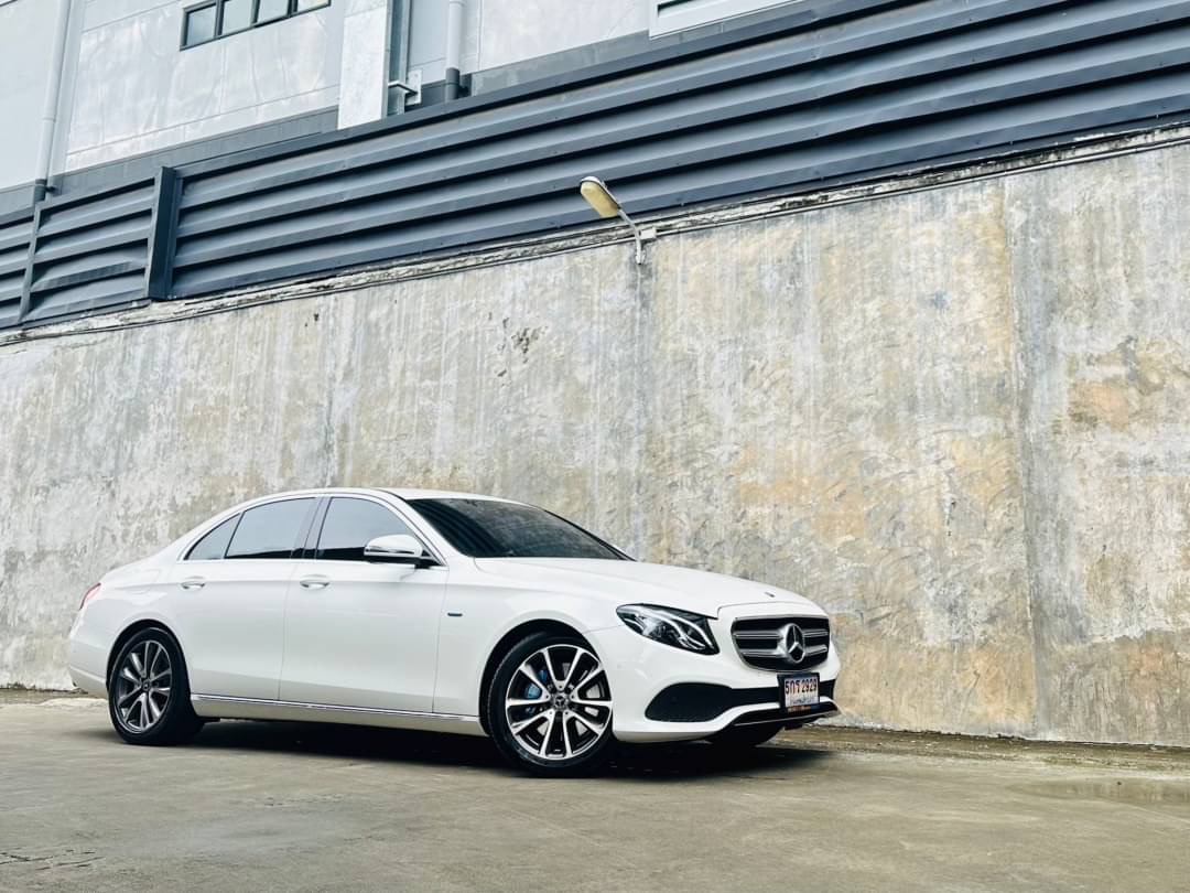 2018 Mercedes-Benz E-Class W213 E350 สีขาว