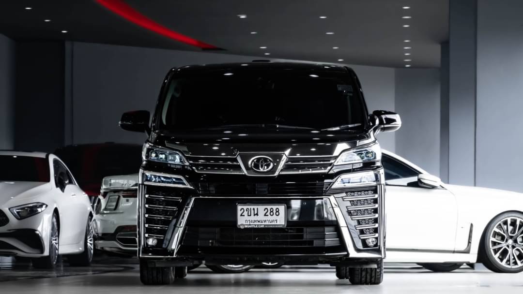 2022 Toyota Vellfire สีดำ