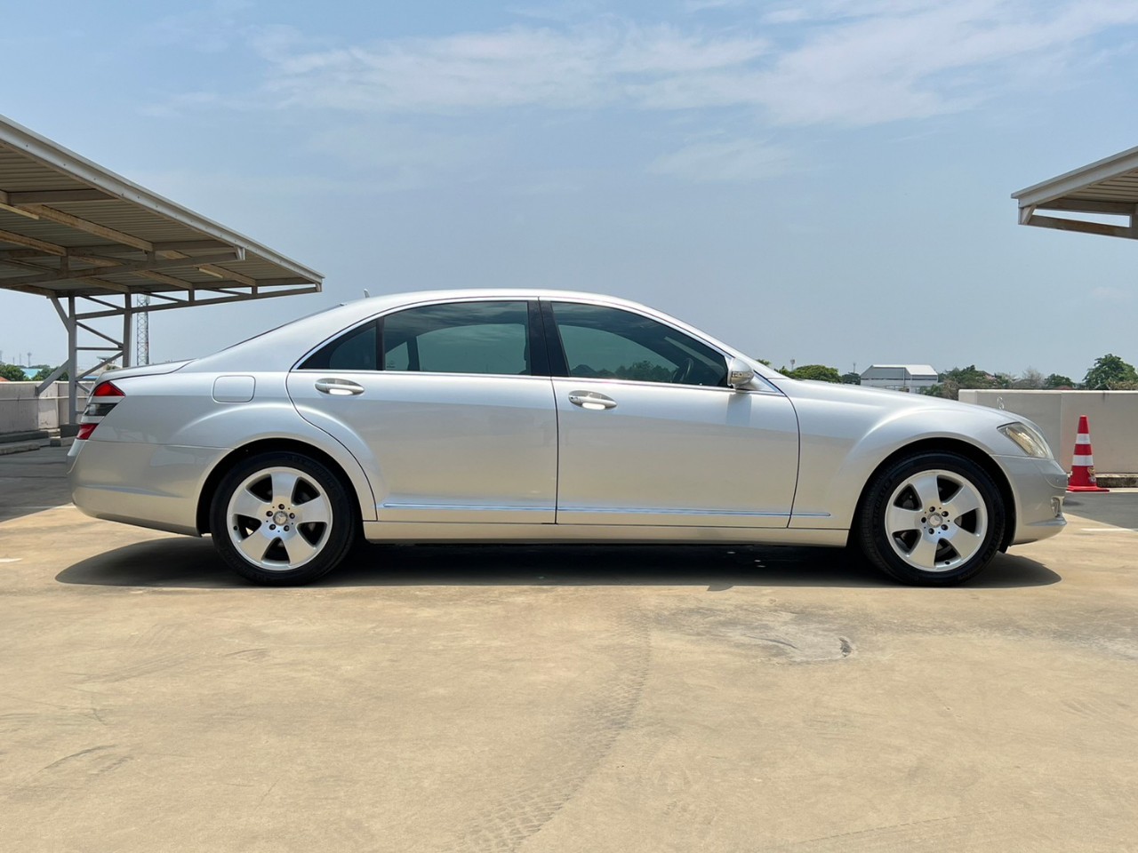 2008 Mercedes-Benz S-Class W221 S300 สีเงิน