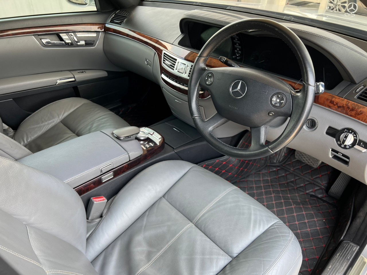 2008 Mercedes-Benz S-Class W221 S300 สีเงิน