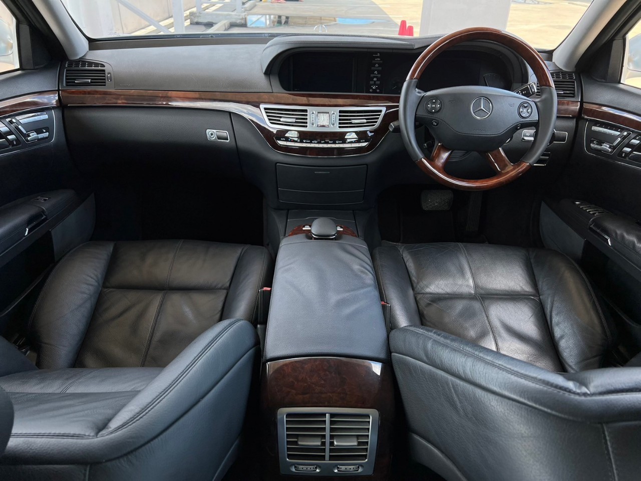 2007 Mercedes-Benz S-Class W221 S500 สีเงิน