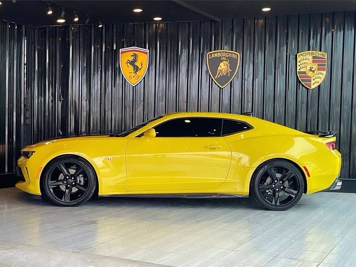 2017 Chevrolet Camaro Gen6 สีเหลือง