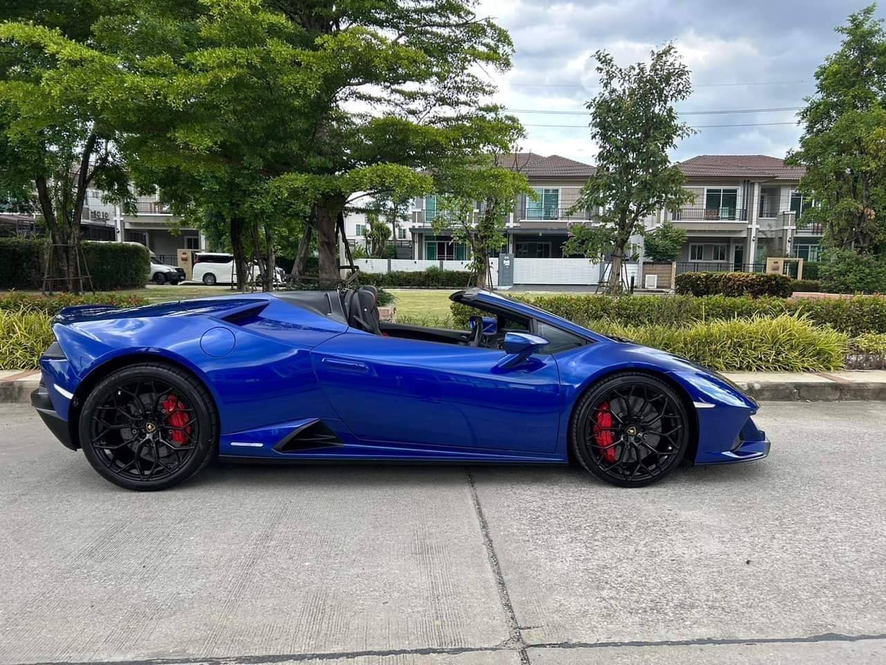 Lamborghini Huracán EVO Spyder ปี 2019