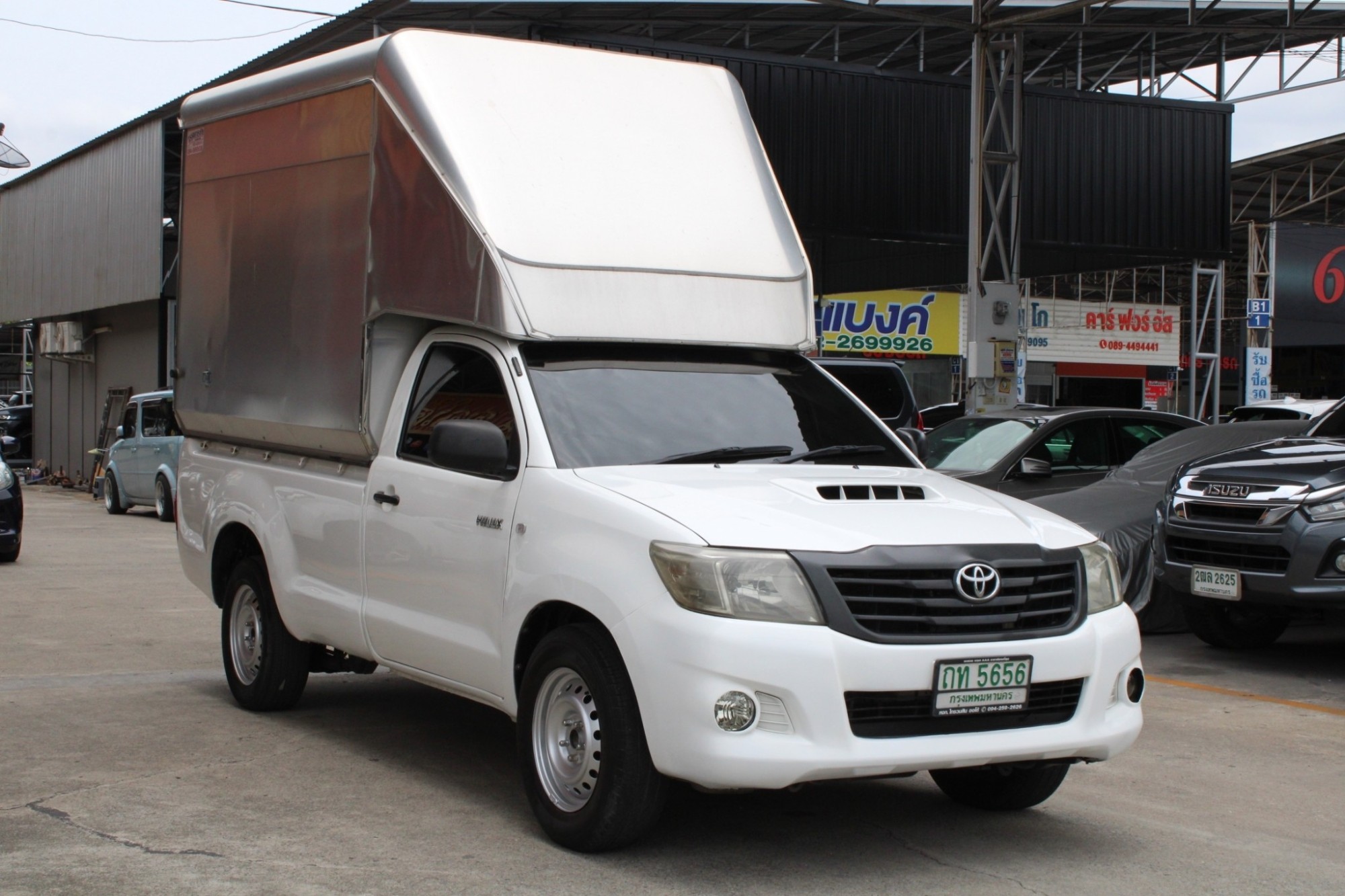 ตอนเดียวแชมป์พร้อมตู้ทึบ 1.80่เมตร จัดได้ท่วม 2012 Toyota Hilux Vigo CHAMP 2.5 J MT สีขาว กะบะตอนเดียวพร้อมทำกิน หลังคาตู้ทึบ 1.80 เมตร