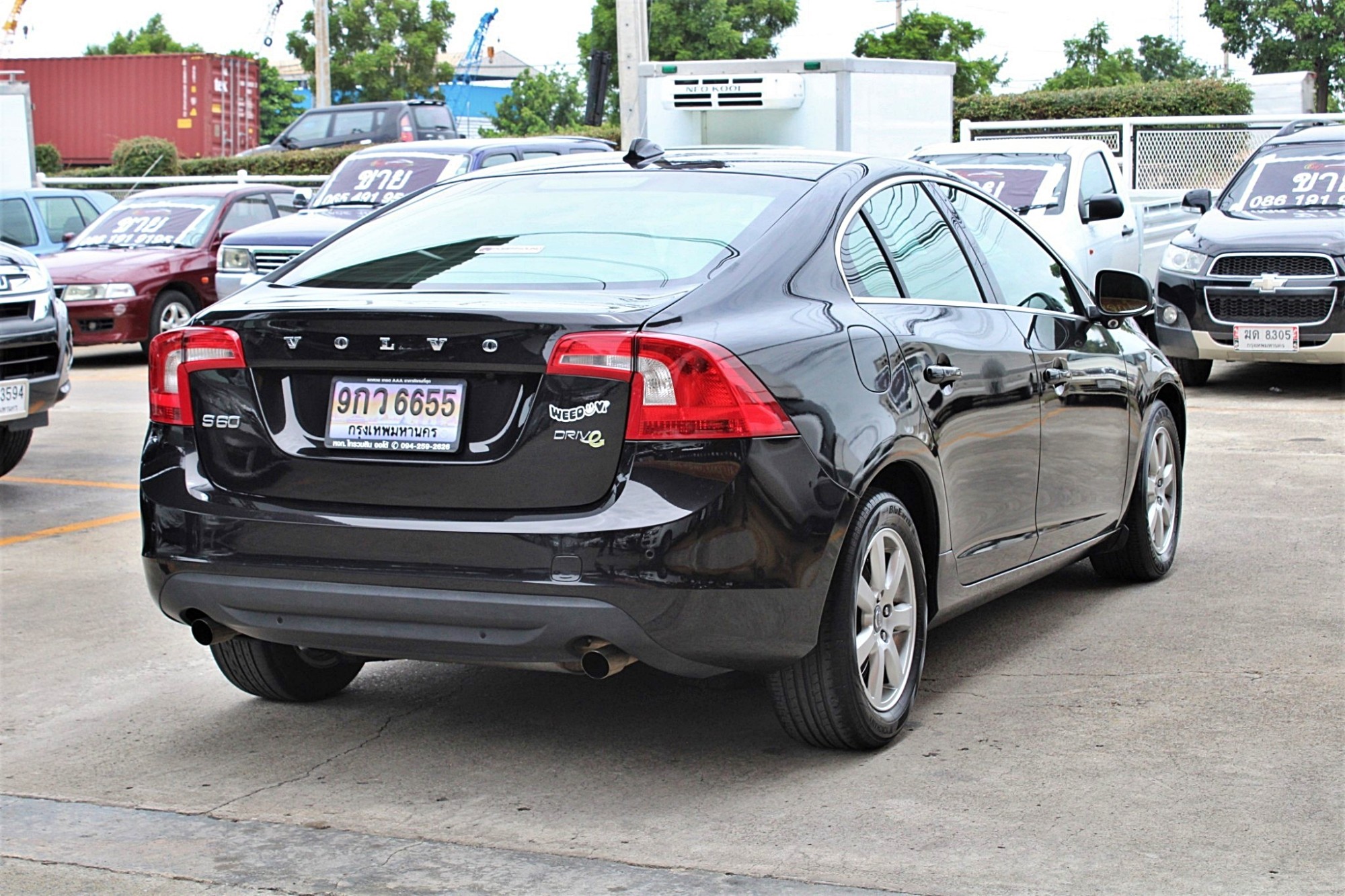 2012 Volvo S60 1.6 DRIVe B Turbo 6 AT Power Shift 180 HP สีดำ Premium Compact Car ในราคา Eco รถสีเดิม ไร้อุบัติเหตุ