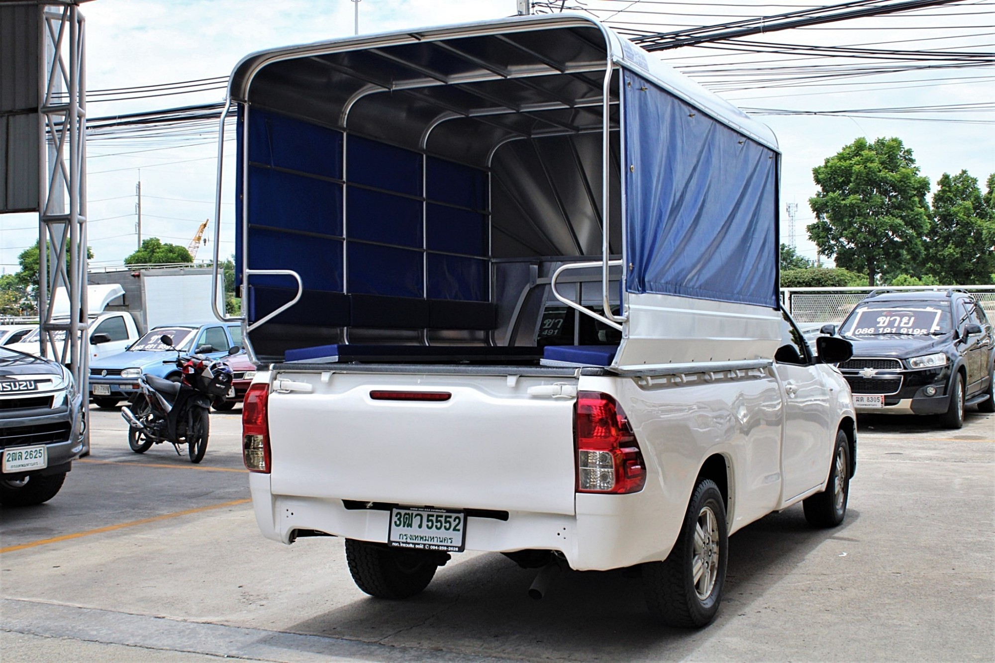 หลังคานั่งสองแถวของใหม่ เหมาะเอาไปรับส่งคนงาน 2016 Toyota Hilux Revo 2.4 J M/T สีขาว เกียร์ธรรมดา