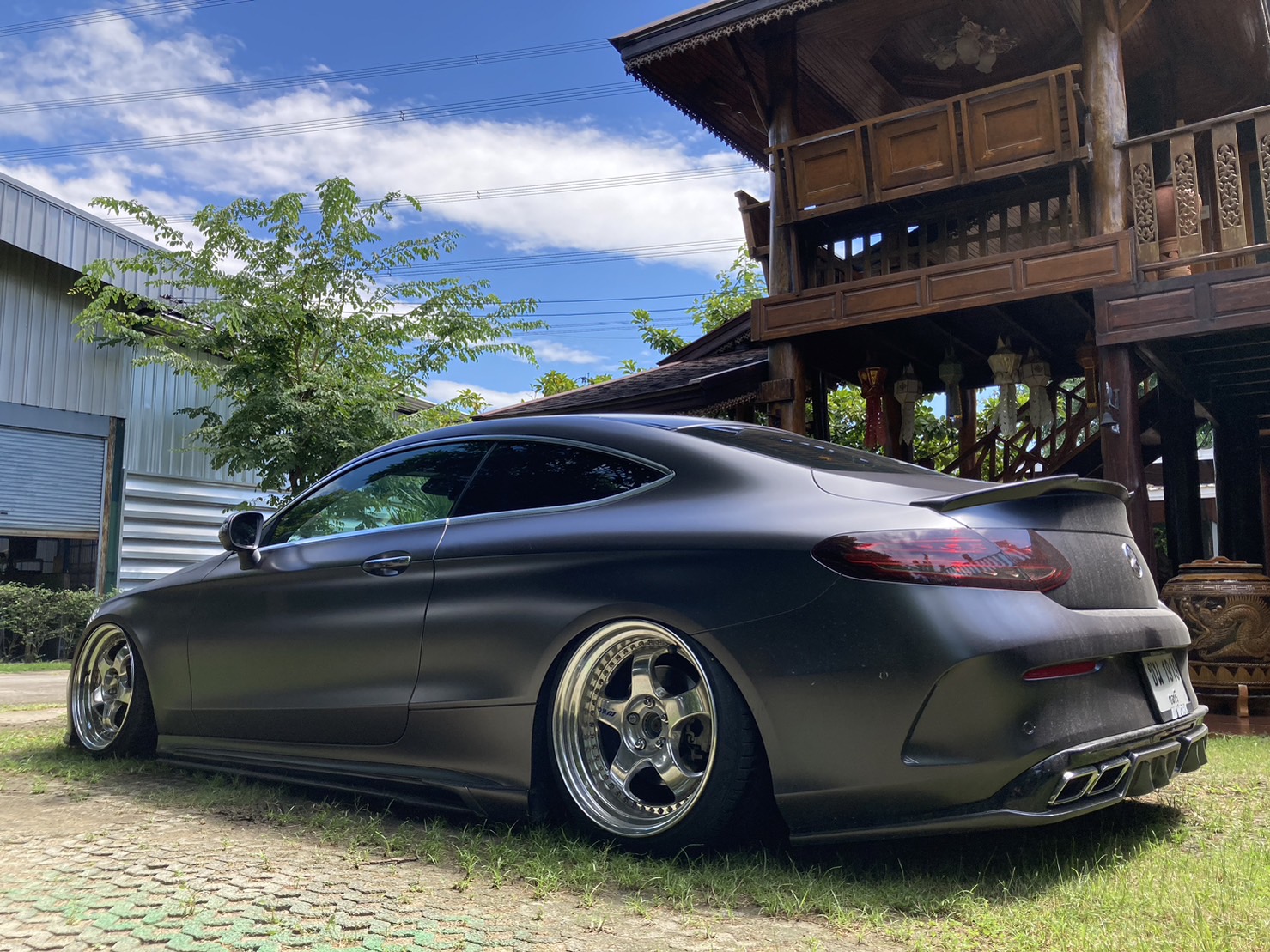 2016 Mercedes-Benz C-Class C 250 Coupe AMG สีขาว