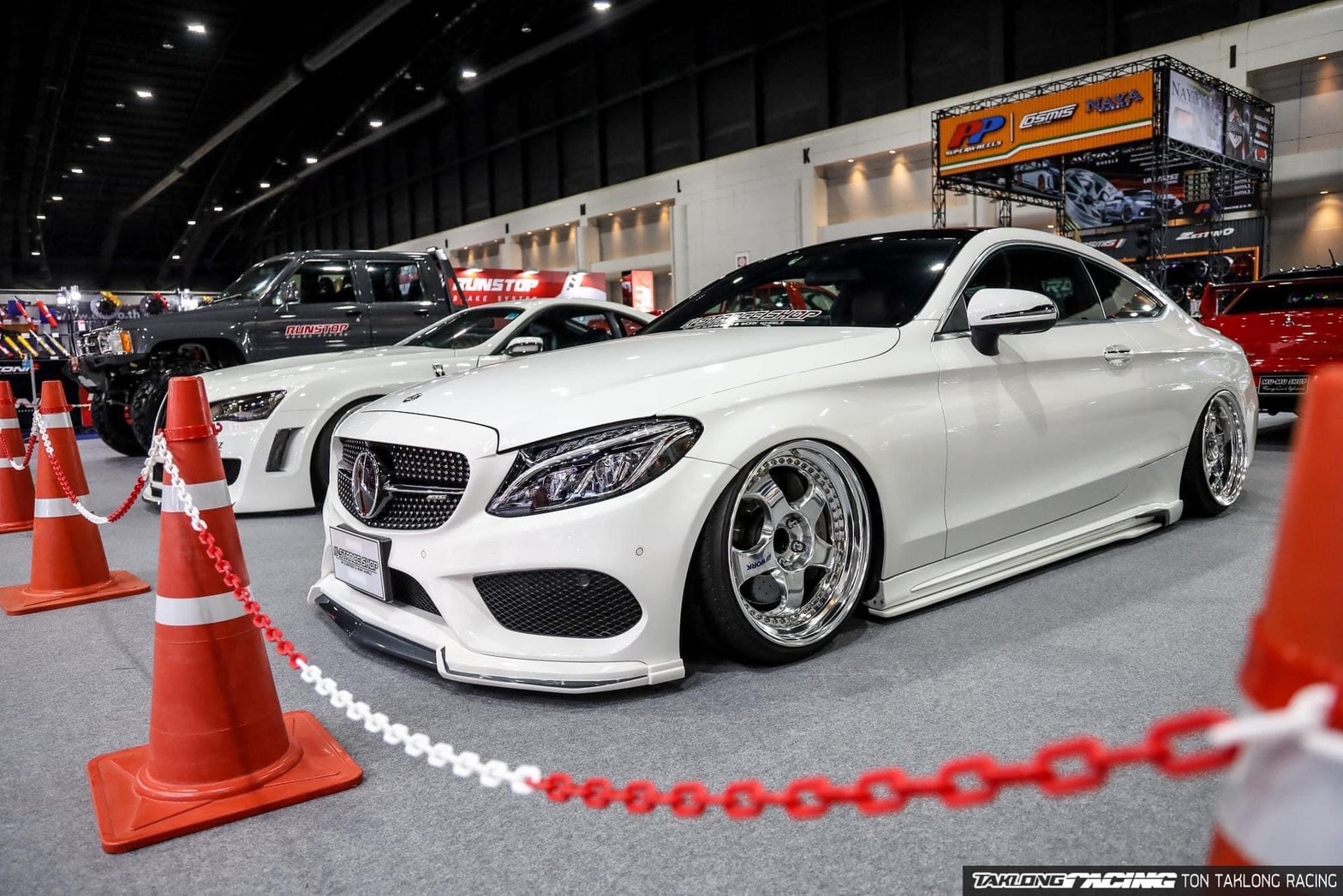 2016 Mercedes-Benz C-Class C 250 Coupe AMG สีขาว