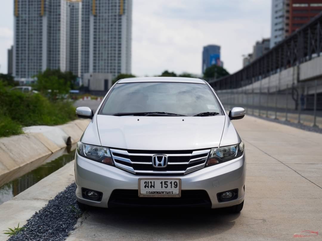 2012 Honda City สีเงิน