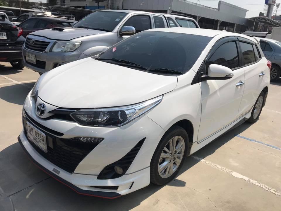 Toyota Yaris ปี 2017 สีขาว