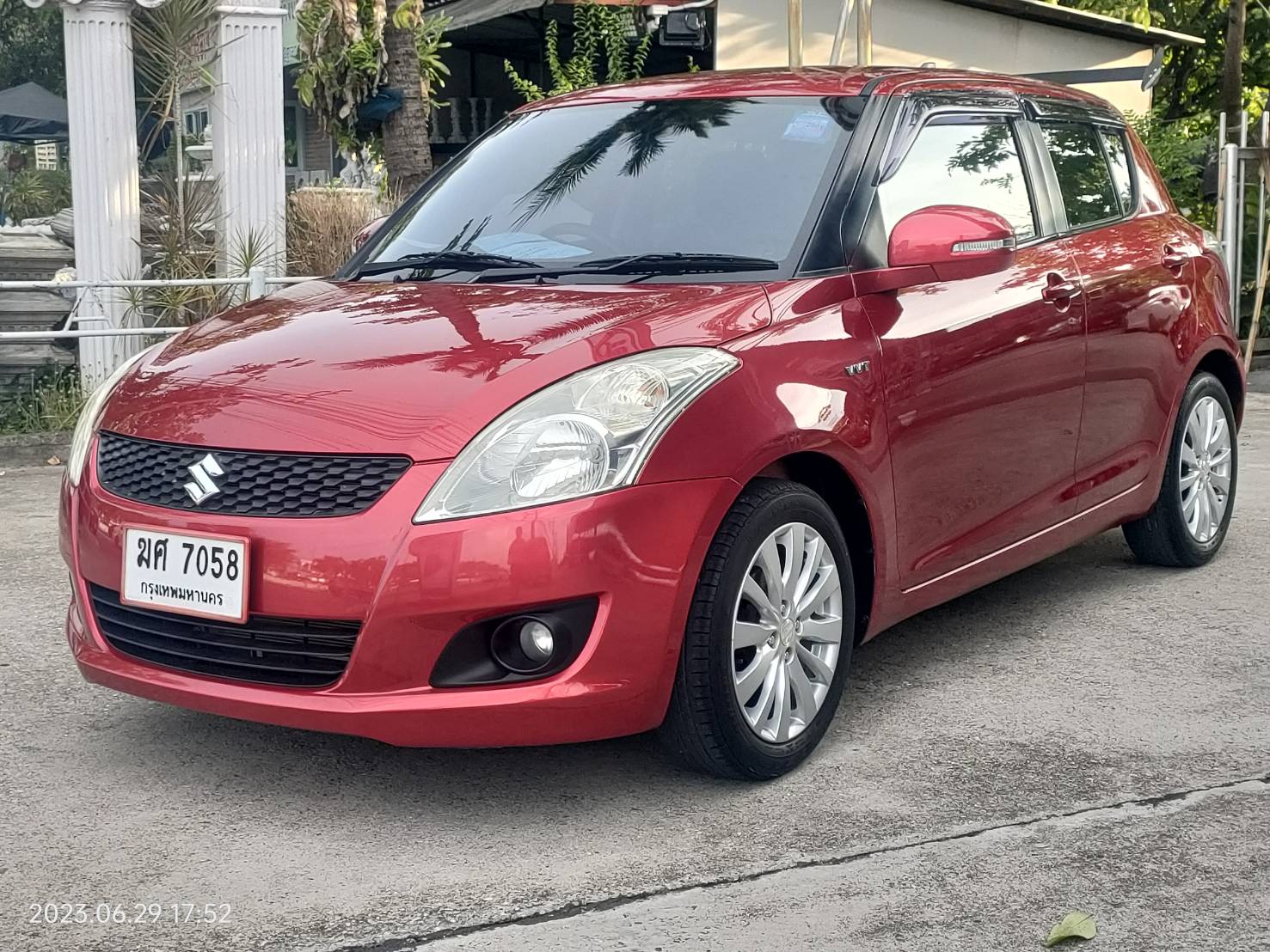 Suzuki Swift 1.2 GLX 2012 รถเก๋ง 5 ประตู เลขไมล์ 160,000 พร้อมโอน