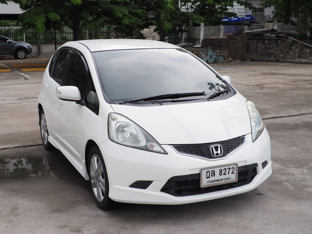 2010 Honda Jazz GE สีขาว