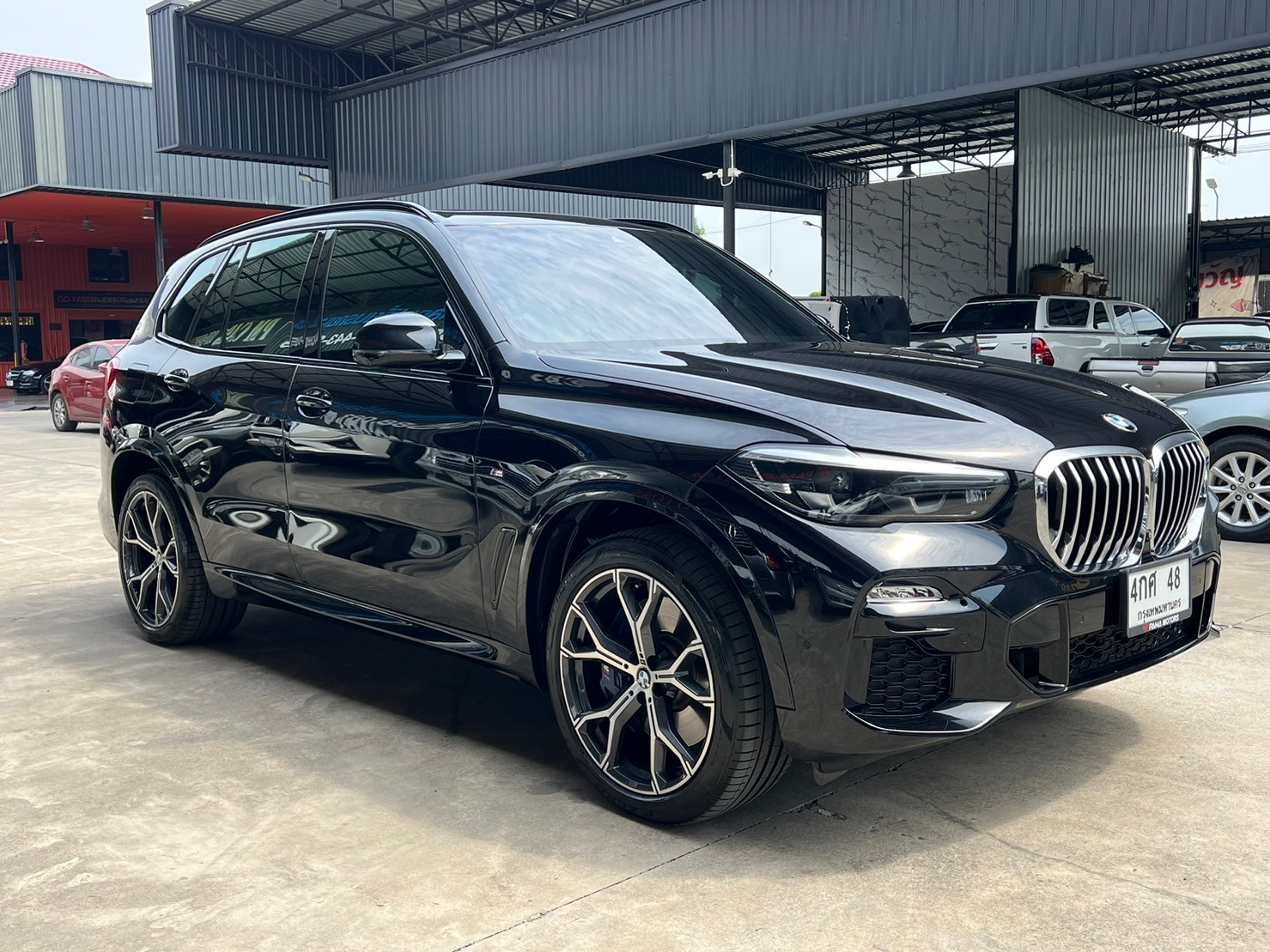 2021 BMW X5 G05 สีดำ