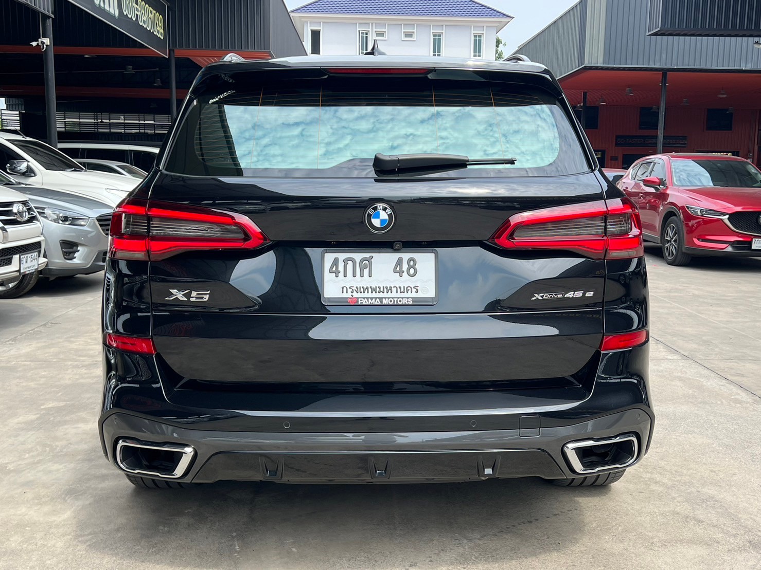 2021 BMW X5 G05 สีดำ