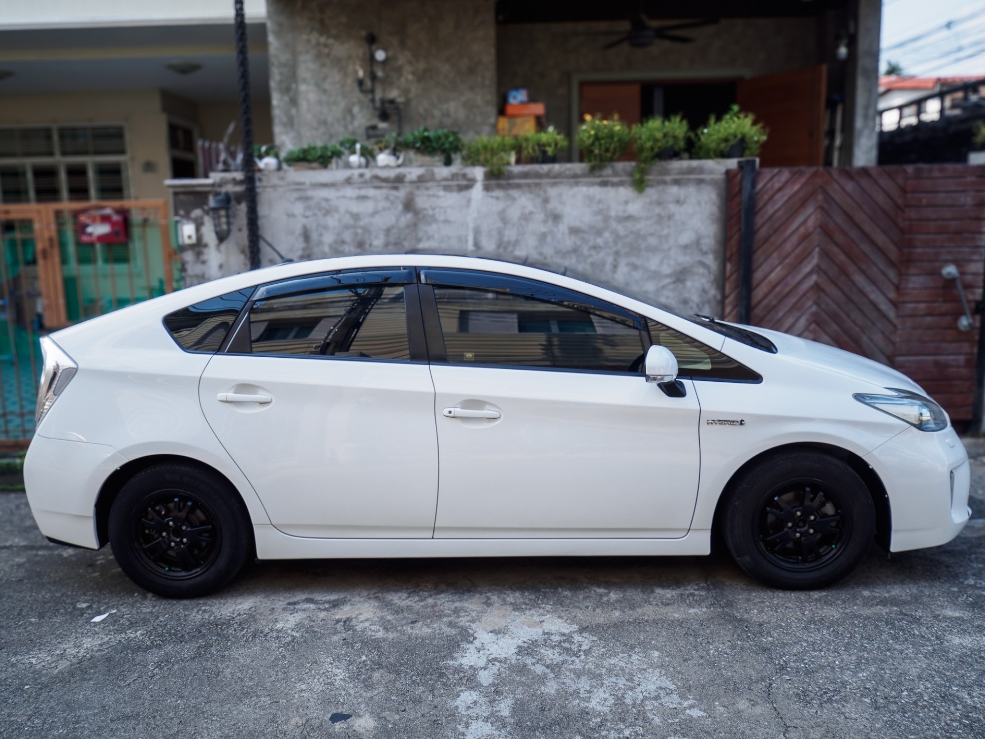 2012 Toyota Prius สีขาว