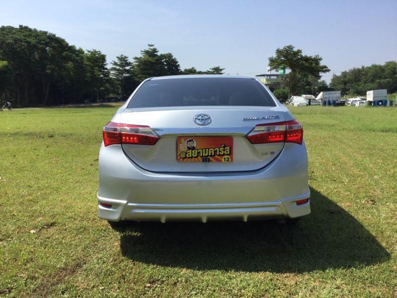 Toyota Corolla Altis โฉม 14-16 ปี 2014 สีเทา