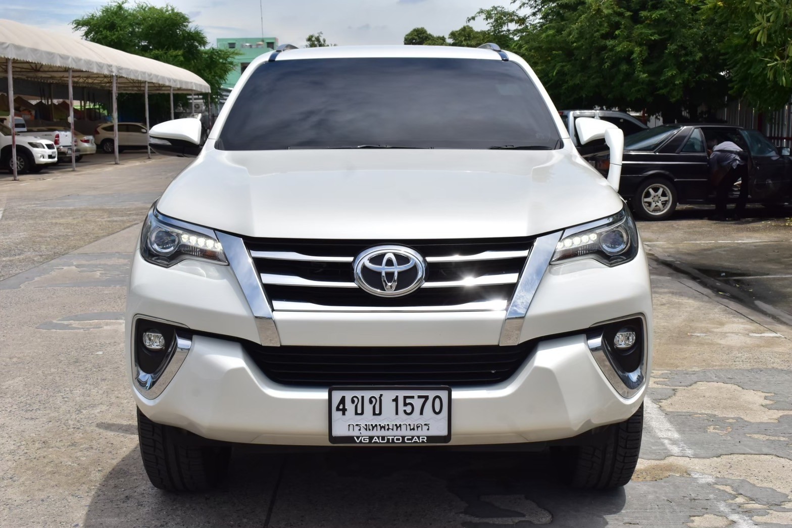 Toyota Fortuner 2.8 v Sigma4 4WD เครื่องยนต์: ดีเซล เกียร์: ออโต้ ปี: 2017 สี:ขาว ไมล์: 16x,xxx กม.☑️