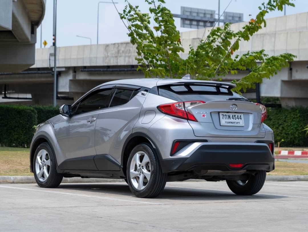 2018 Toyota C-HR สีเงิน