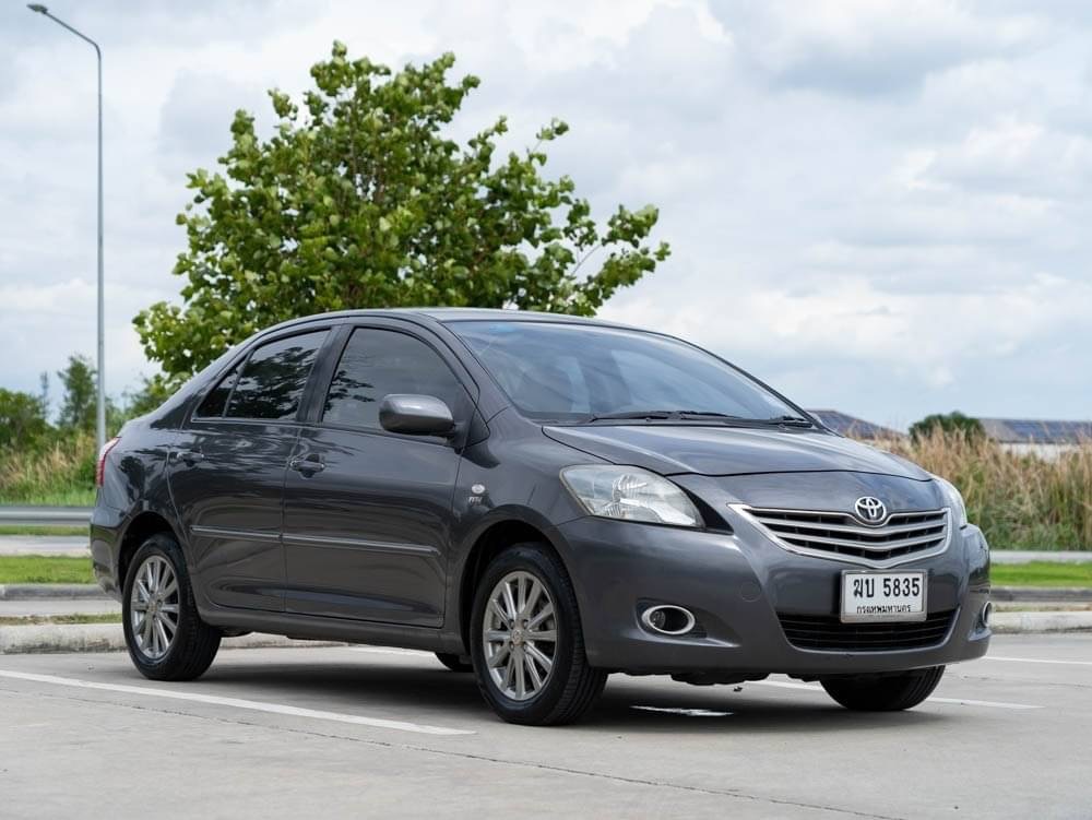 2013 Toyota Vios สีเทา