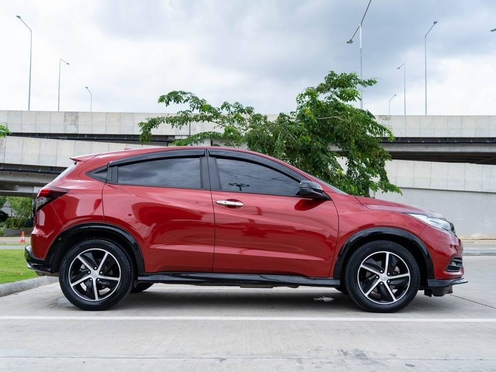 2018 Honda HR-V สีแดง