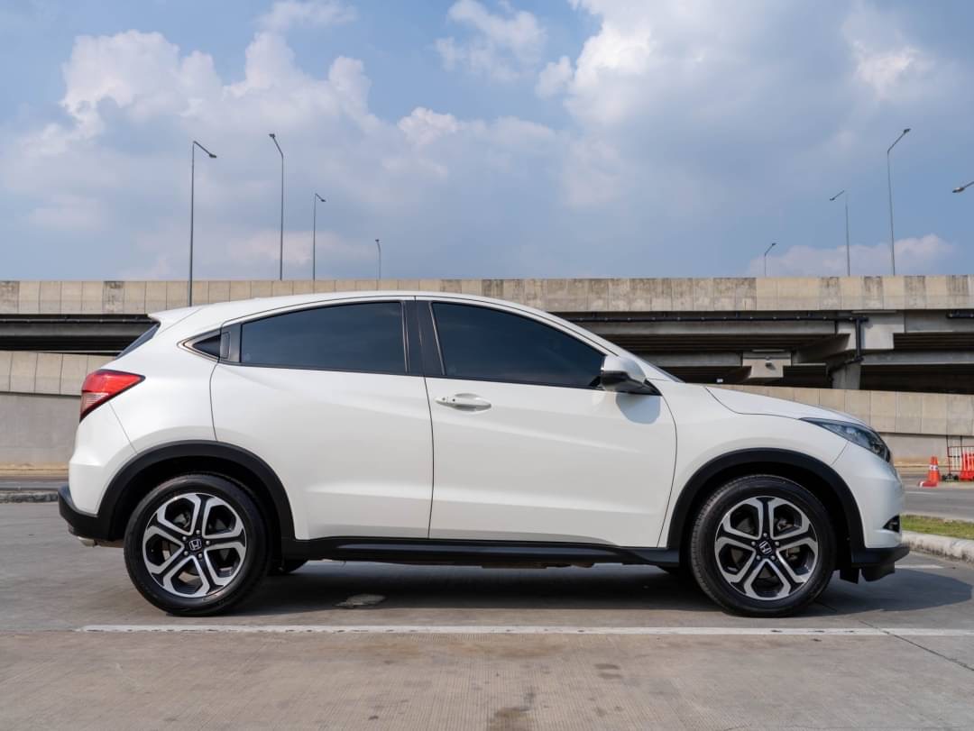 2016 Honda HR-V สีขาว