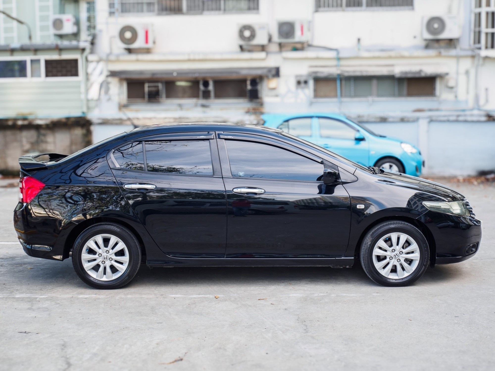 2013 Honda City สีดำ