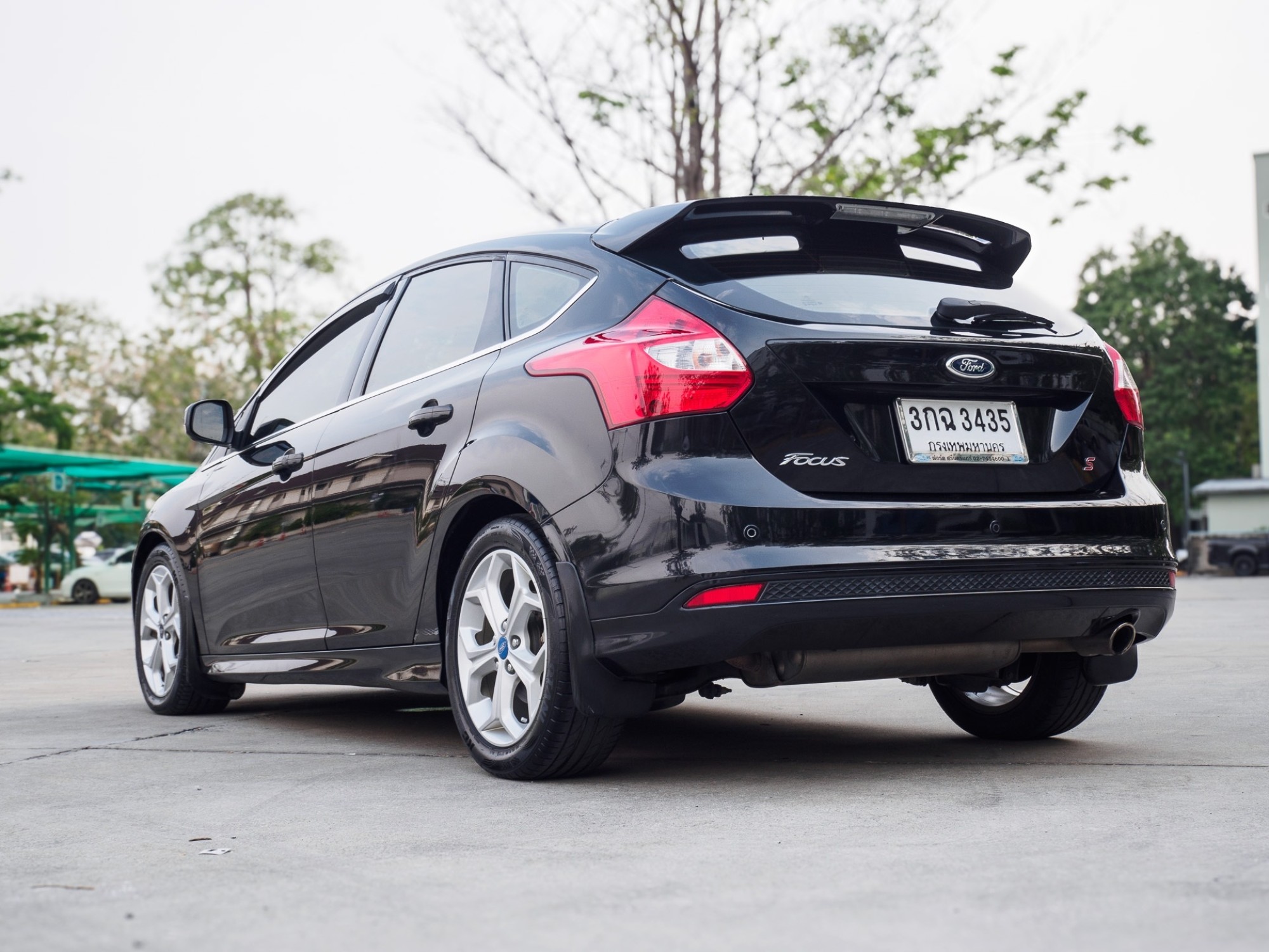 2014 Ford Focus สีดำ